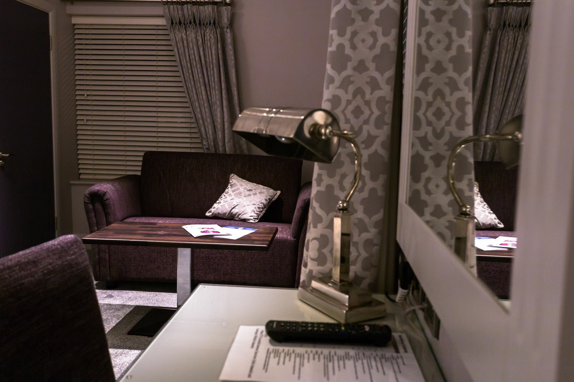 12Th Lock Boutique Hotel Касълнок Екстериор снимка